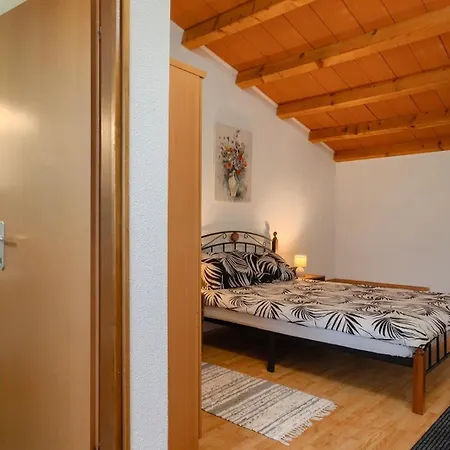 Villa Popovi By Guide Pavicini